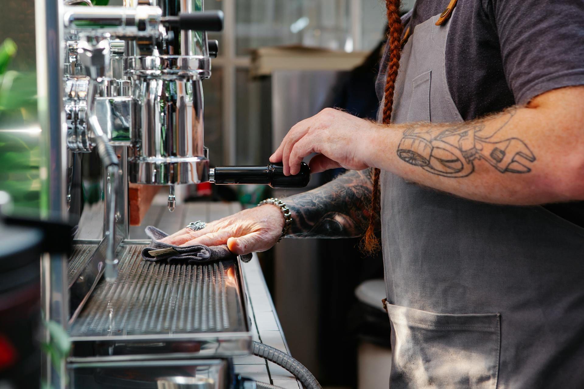 Cleaning coffee machine